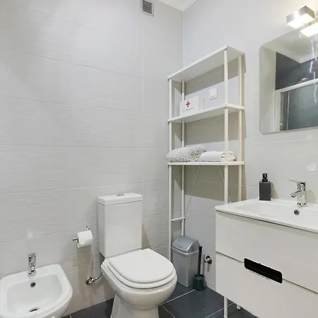 Jc Mar Ii - 2 Min To The Apartment